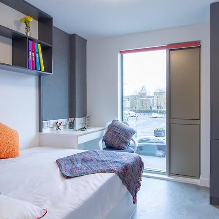 En Suite Rooms & Studios, Coventry - Sk Exteriör bild