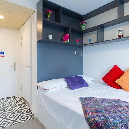 En Suite Rooms & Studios, Coventry - Sk Exteriör bild