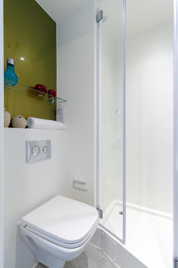 En Suite Rooms & Studios, Coventry - Sk Exteriör bild